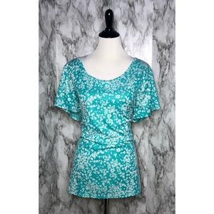 NWOT LuLaRoe Floral T-Shirt